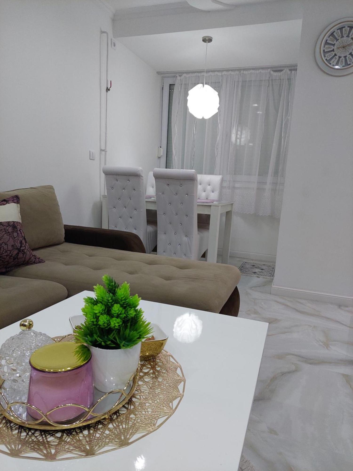Apartman Star Lux Kula Exteriér fotografie